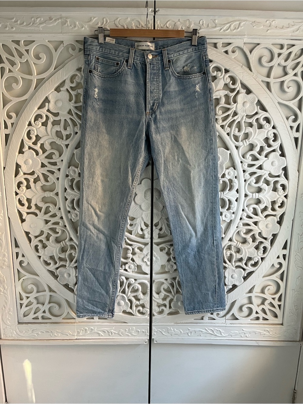 Denim Forum The Ex Boyfriend Jeans Size 28 Light Wash Distressed Button Fly